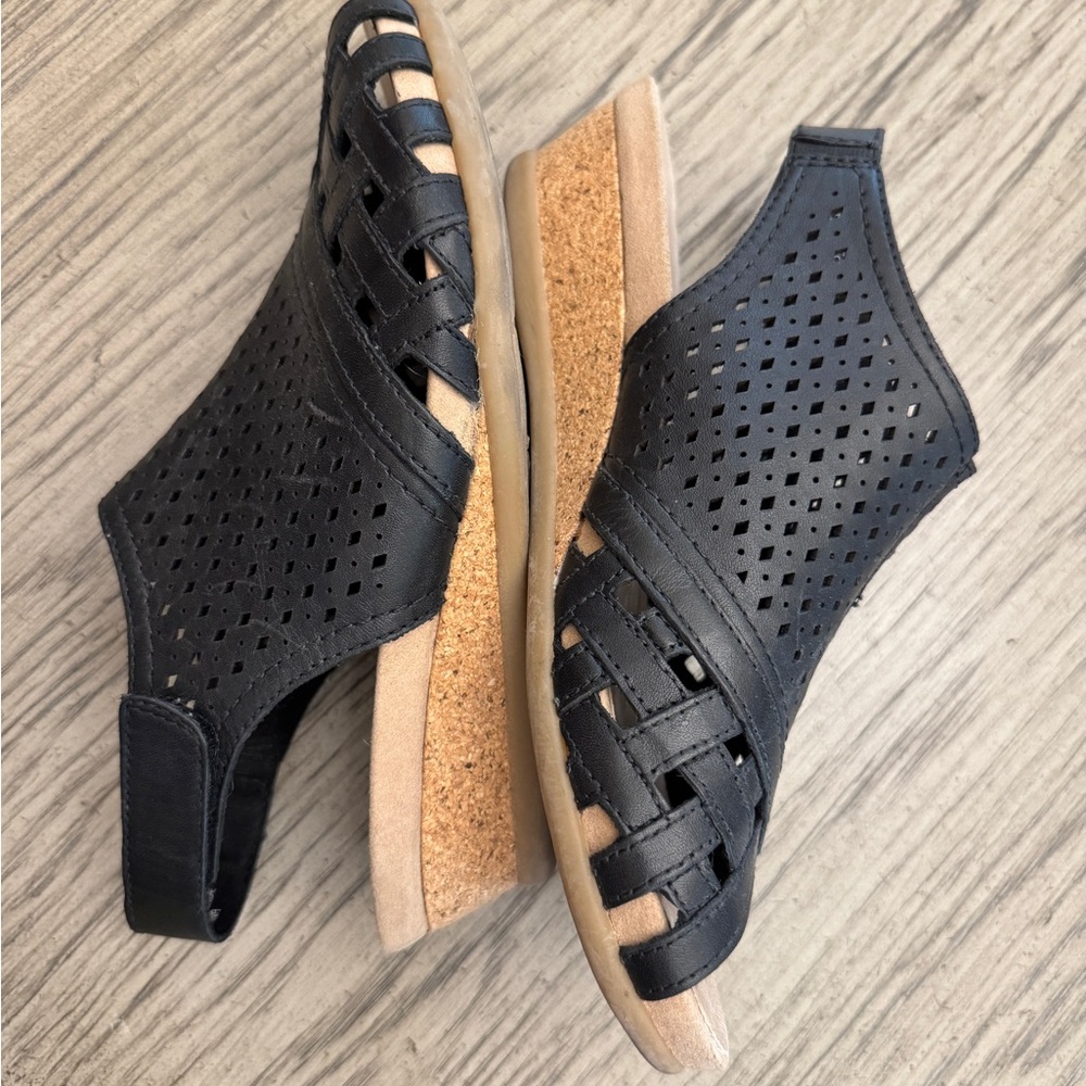 Earth Black Sandals with Perforated Design and Slingback Strap